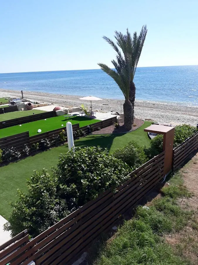 Vakantiehuis Seafront Beach Party Villa Perivolia
